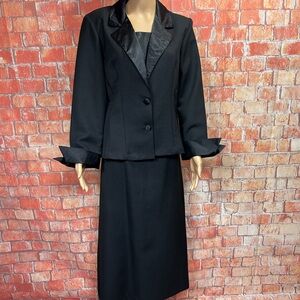 Vintage‎ 2-Piece Satin Trimmed Blazer Skirt Suit